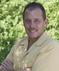 Pat  Buckley